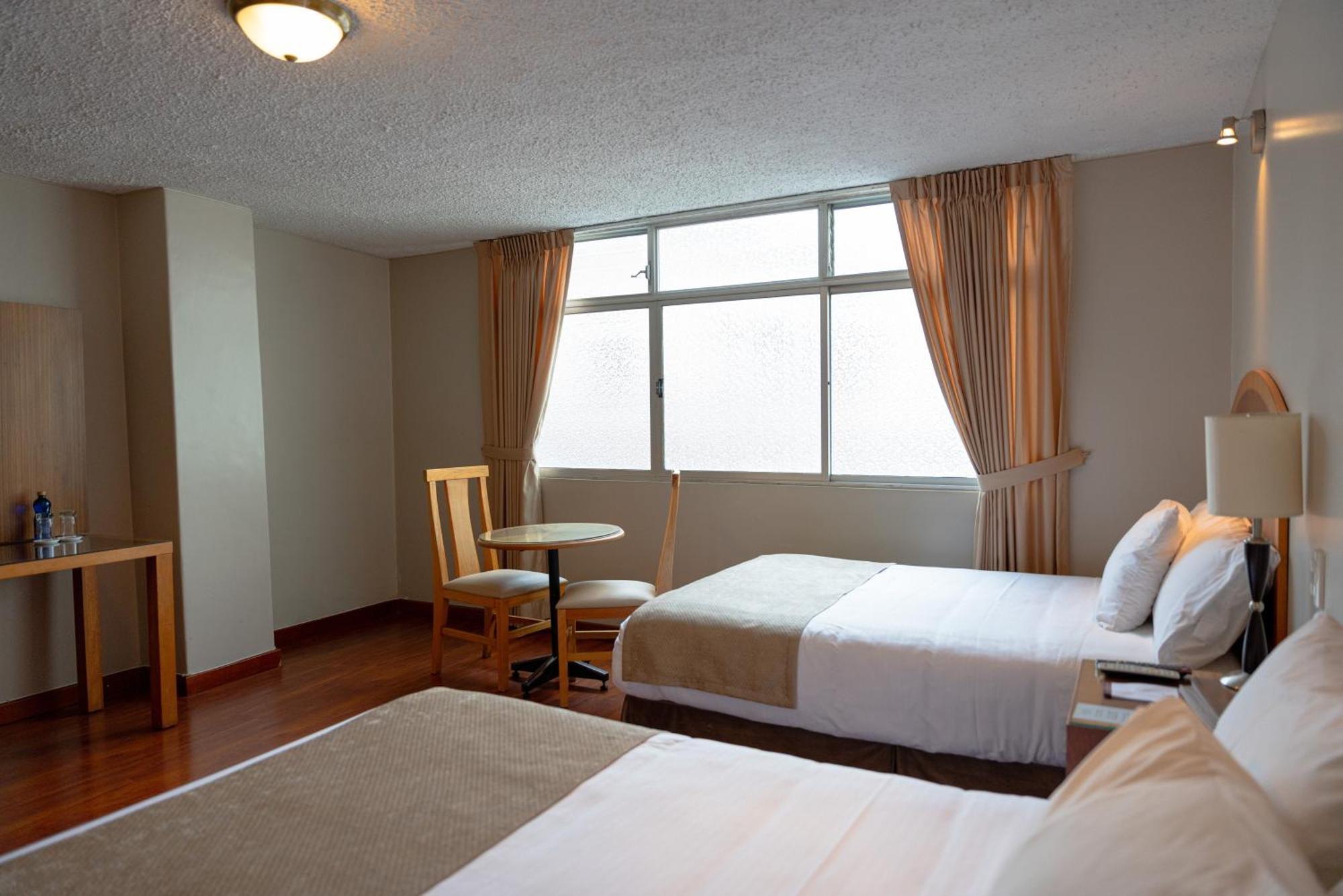 Hotel Santa Monica Куэнка Экстерьер фото