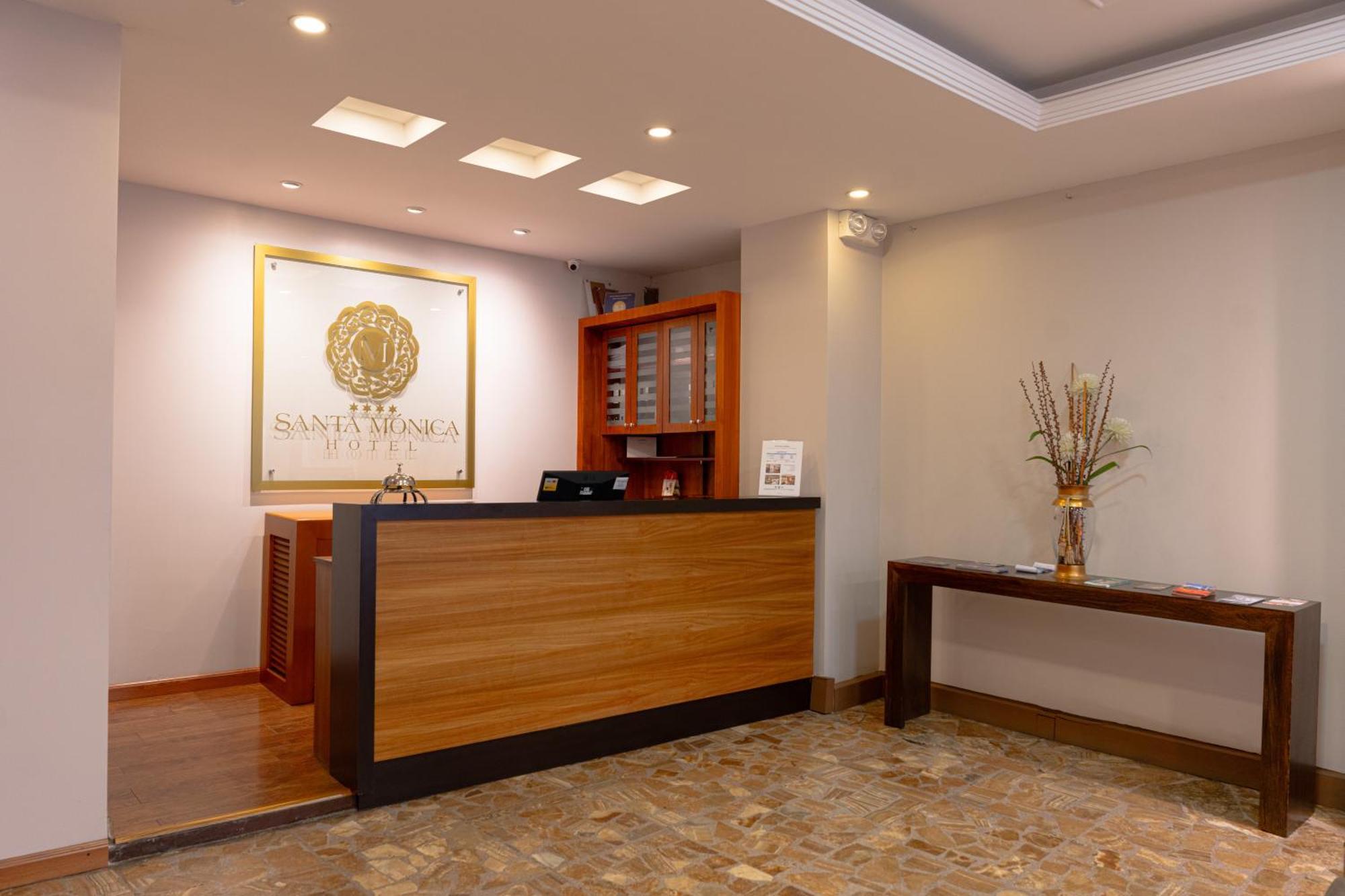 Hotel Santa Monica Куэнка Экстерьер фото