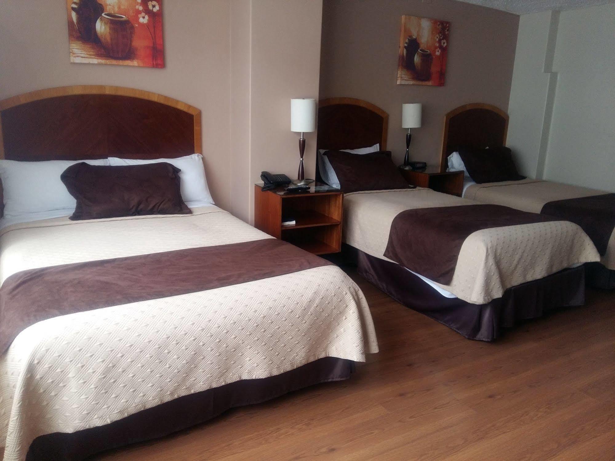 Hotel Santa Monica Куэнка Экстерьер фото